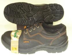 Safety Shoes Low Ankle Manufacturer Supplier Wholesale Exporter Importer Buyer Trader Retailer in Ankleshwar Gujarat India
